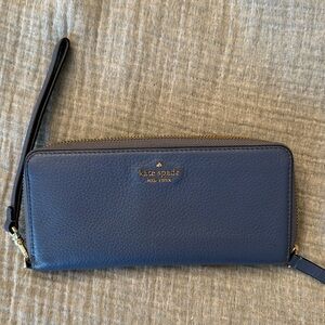 Kate spade blue wristlet wallet
